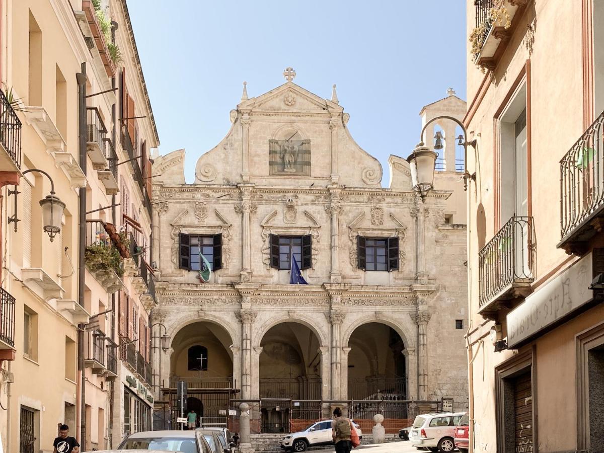 Su Meri Stampace - Luxury Apartment City Center Cagliari Exterior foto